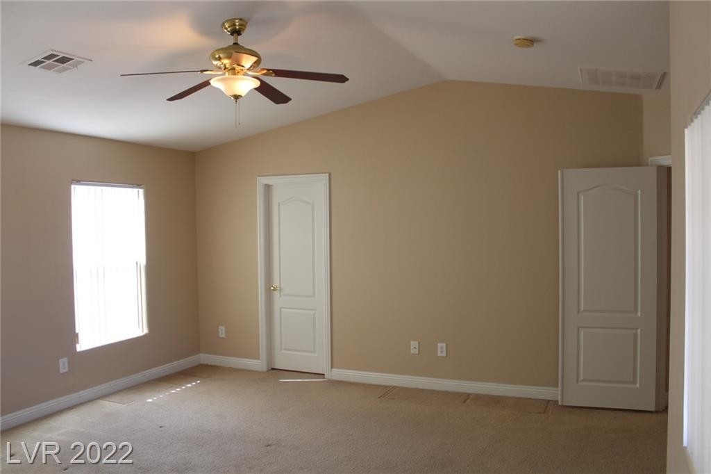 8939 Snowtrack Avenue - Photo 16