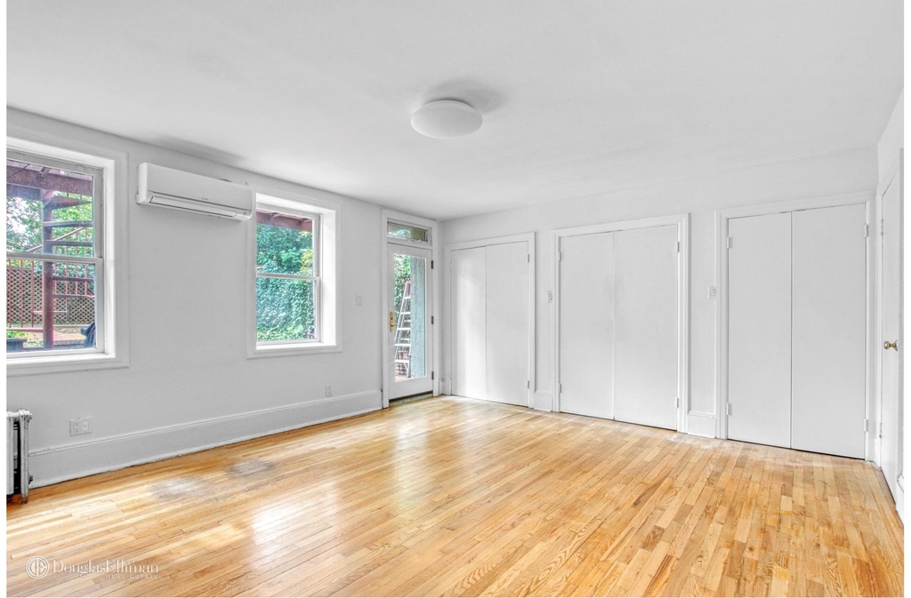 164 Lafayette Ave - Photo 15