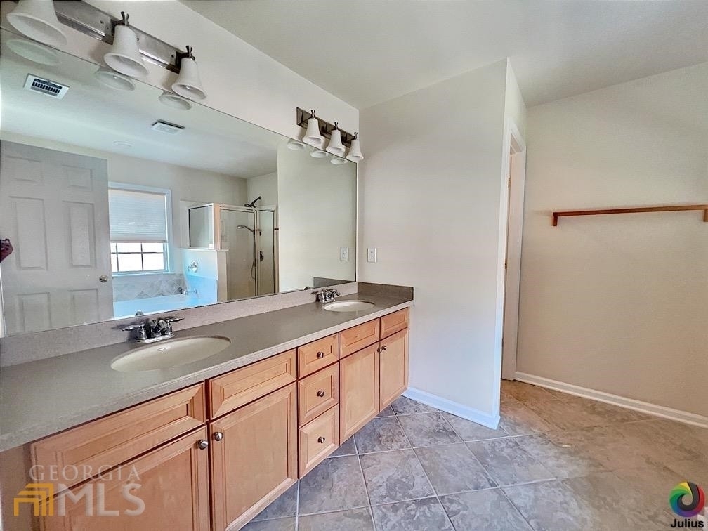 10507 Holliwell Court - Photo 12