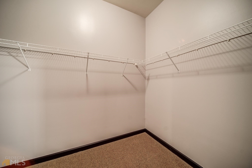 5300 Peachtree Road - Photo 37