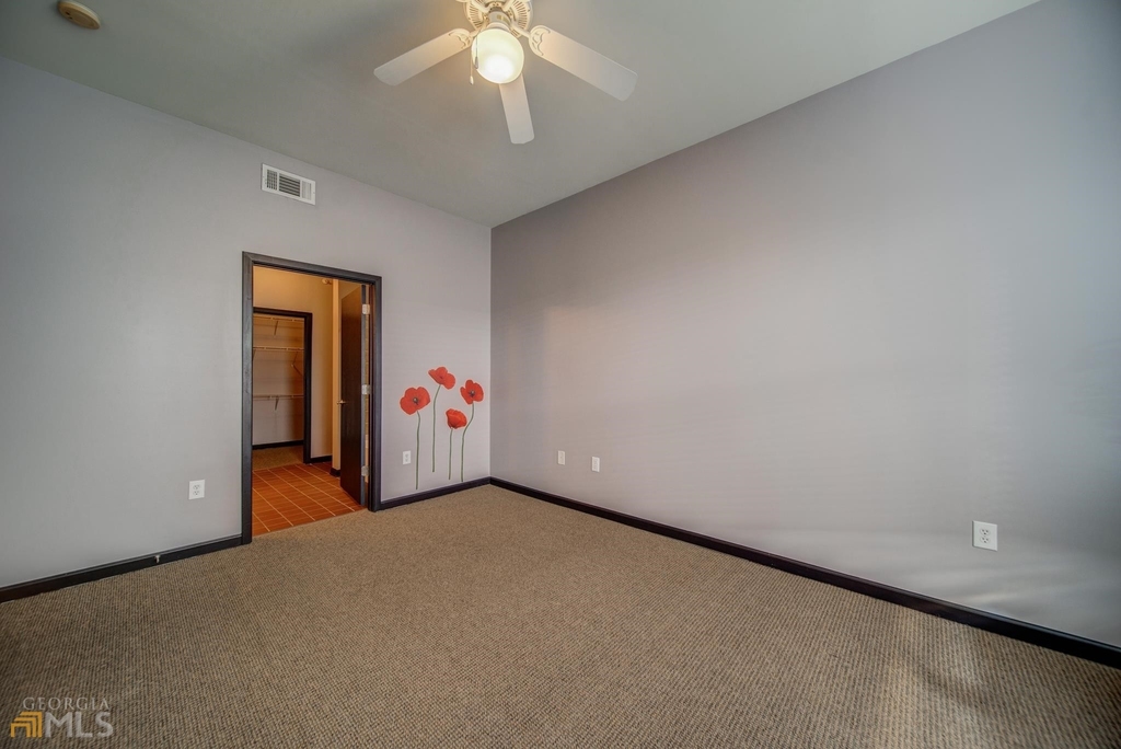 5300 Peachtree Road - Photo 40