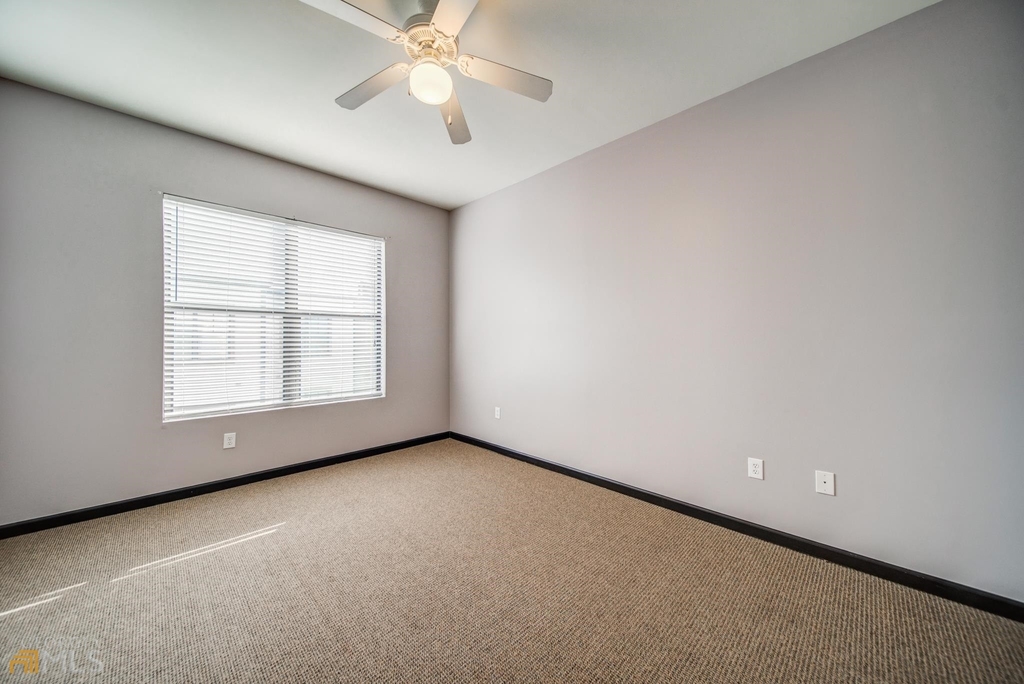 5300 Peachtree Road - Photo 13