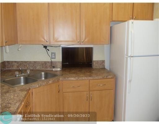 4200 Nw 3rd Ct - Photo 3