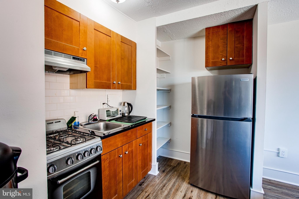 2101 Chestnut Street - Photo 6