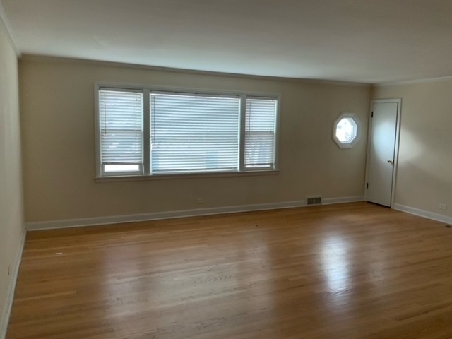 6047 N Sauganash Avenue - Photo 1