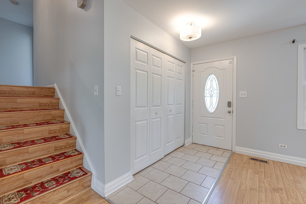 4470 Capstan Drive - Photo 5