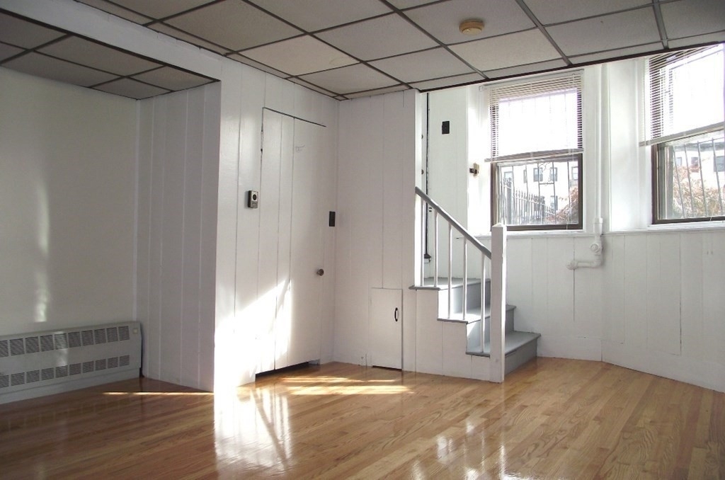 924 Beacon Street - Photo 9