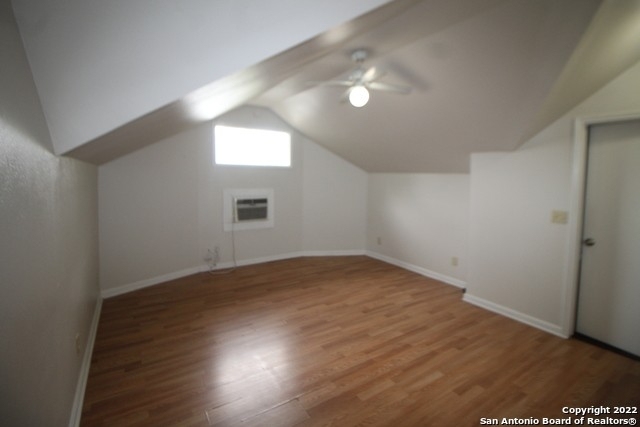 232 Cornell Ave - Photo 4