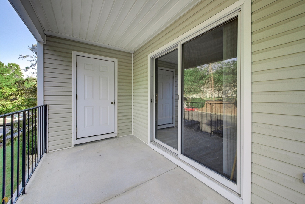 1025 Ridgefield - Photo 24