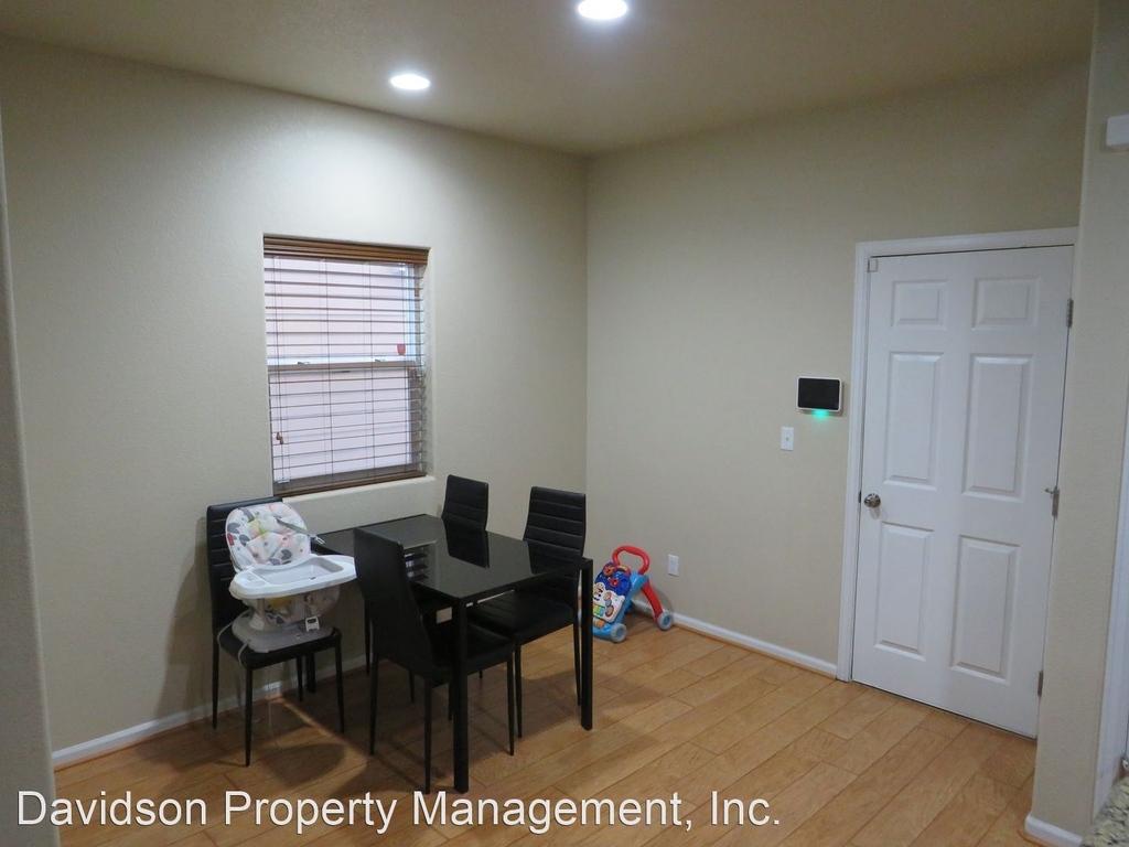 1441 Kempton Alley - Photo 4