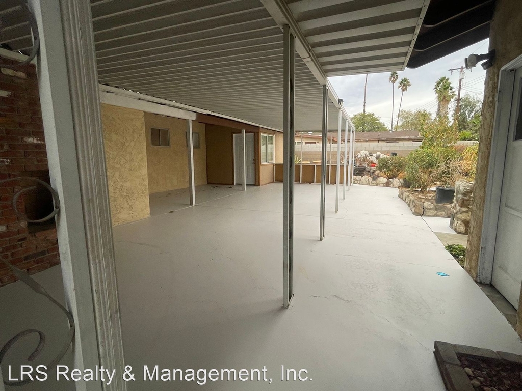 654 Tulare Ave - Photo 16