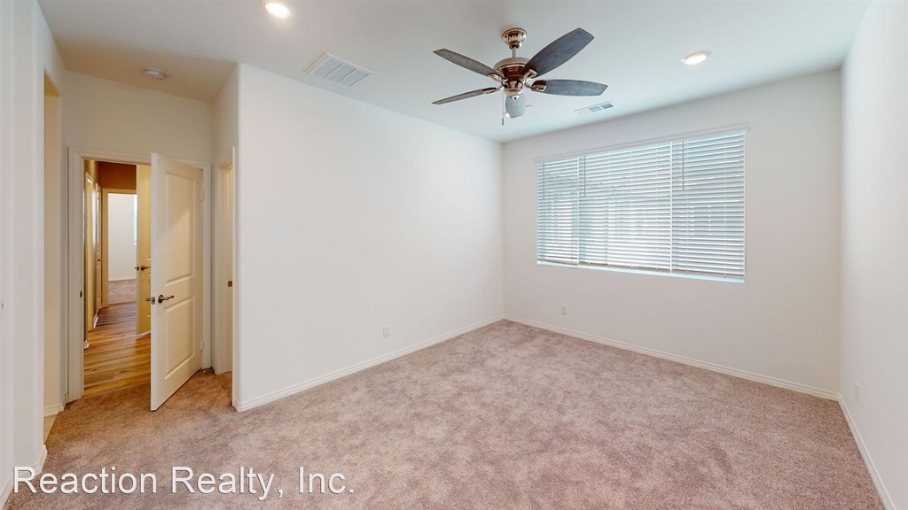 15254 Horizon St #5, - Photo 12