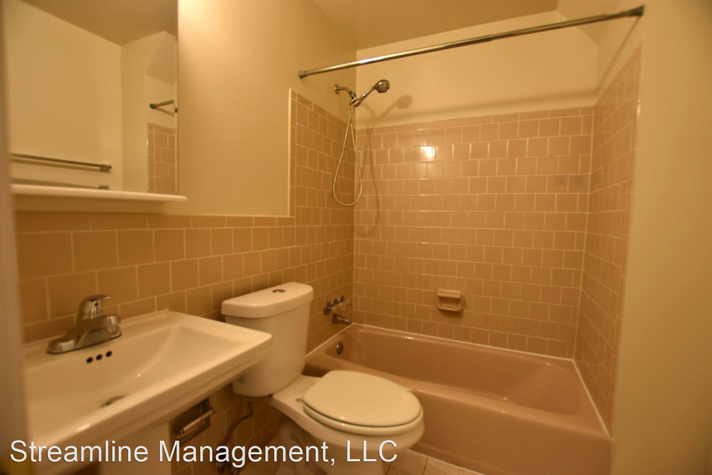 120 Rosewood Dr - Photo 15