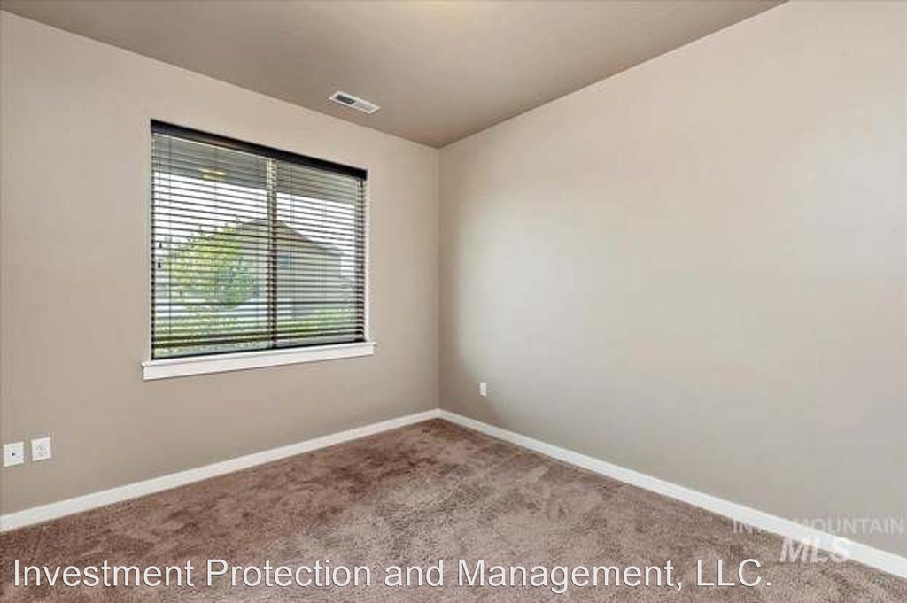 12516 W Azure Street - Photo 12