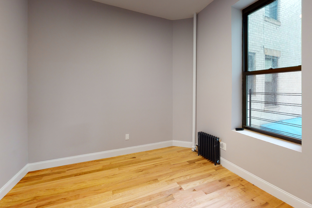 1061 St Nicholas Avenue - Photo 7