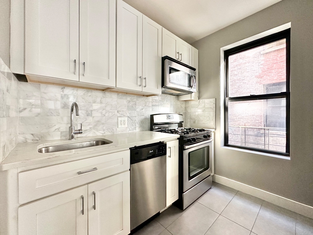 205 West 147th Street - Photo 5