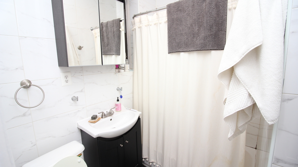 272 Grand Street #5 - Photo 5