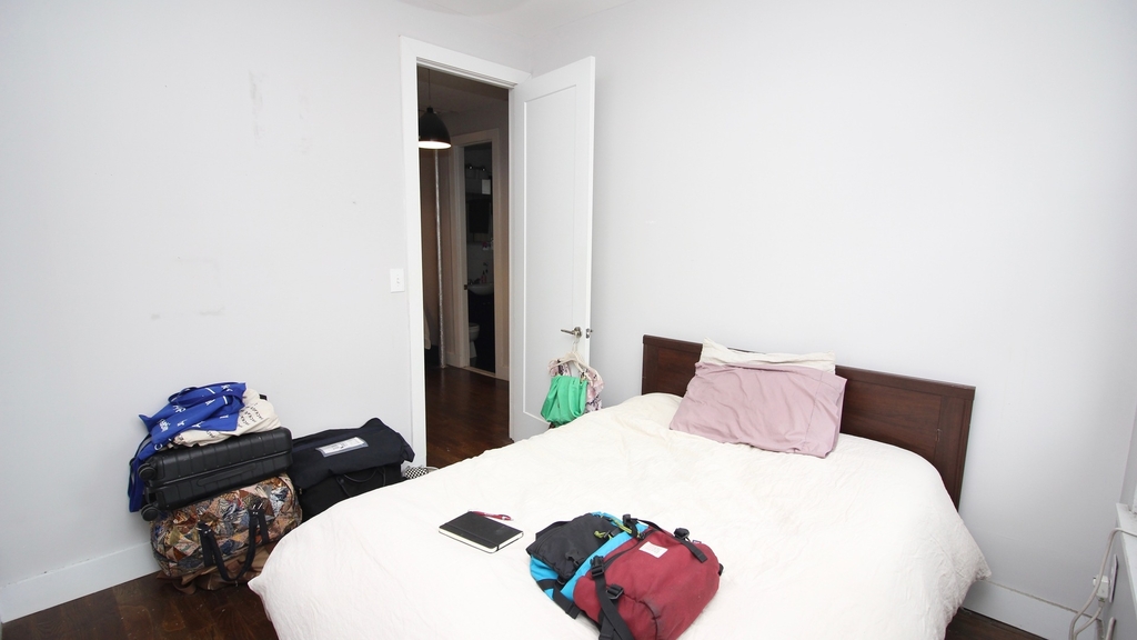 272 Grand Street #5 - Photo 3