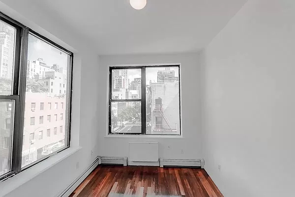 115 Lexington Avenue - Photo 2