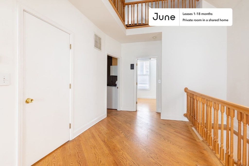 1426 N Greenview Avenue - Photo 10