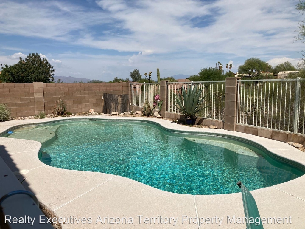 3121 W. Painted Hills Ranch Ct - Photo 0