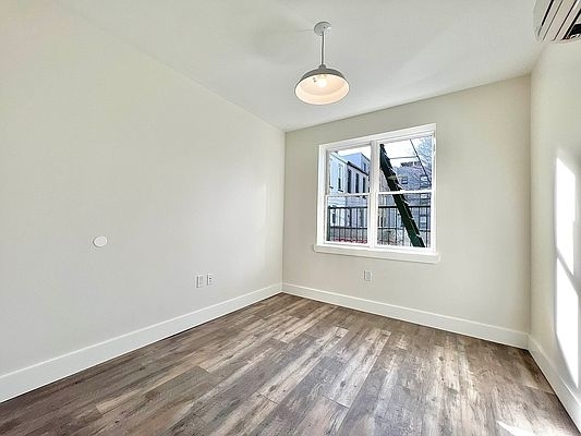 1200 bedford ave - Photo 4