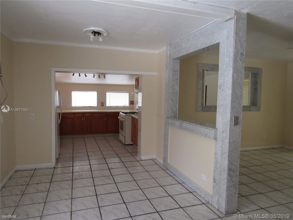 3840 Sw 31st Ct - Photo 1