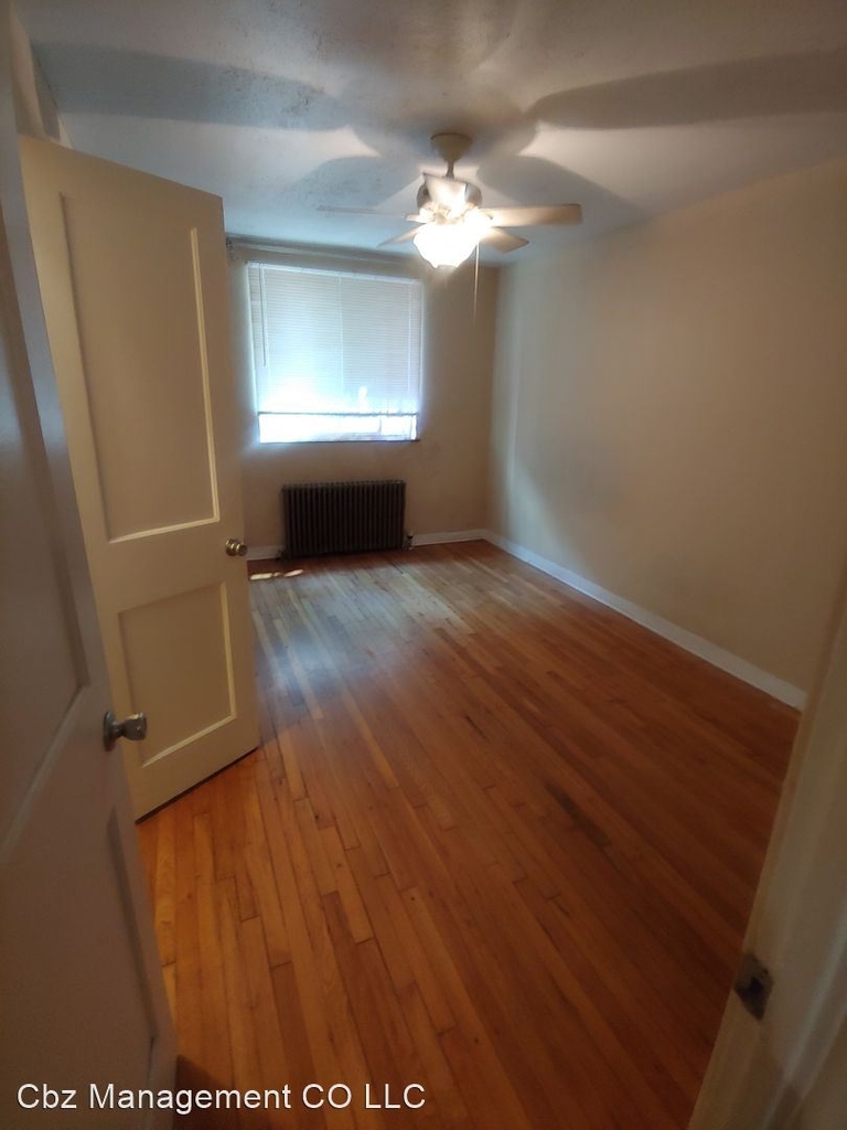 1399 Vine St. - Photo 6