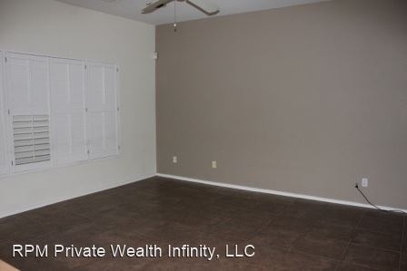 1750 W. Union Hills Drive #90 - Photo 1