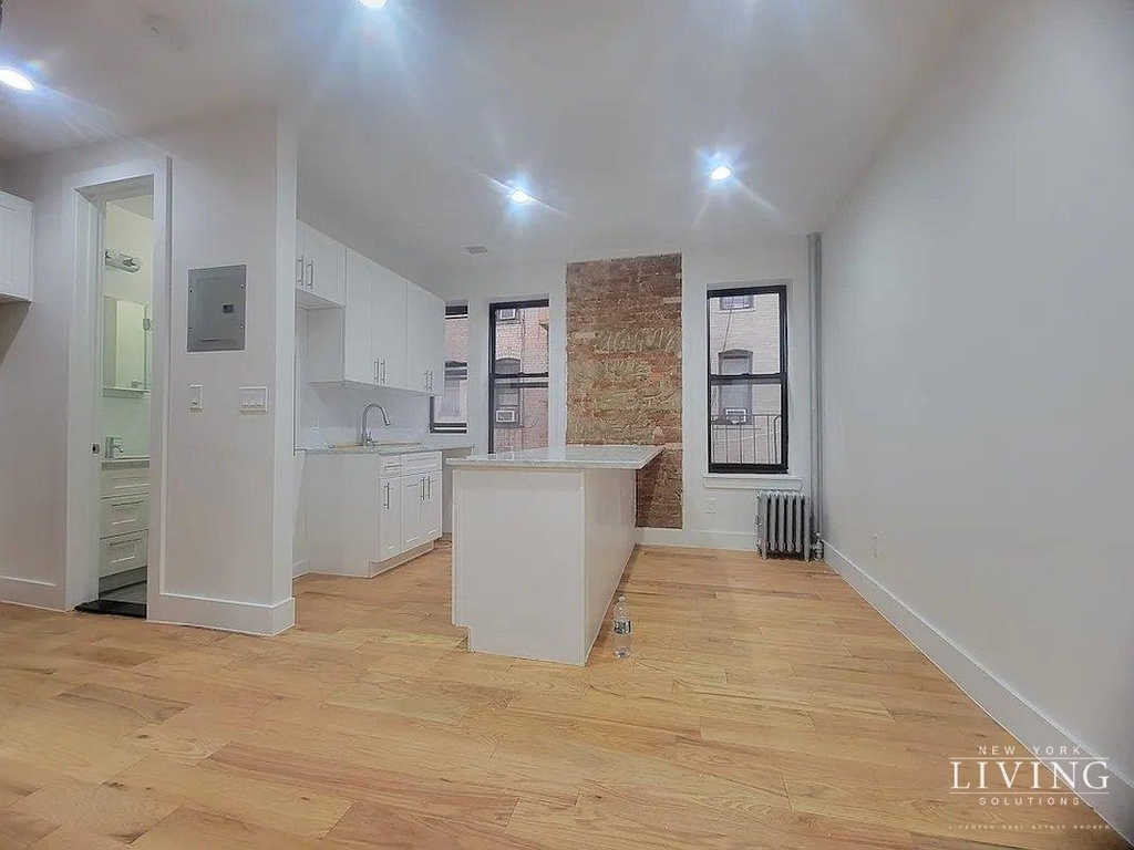 410 Eastern Parkway - Photo 1