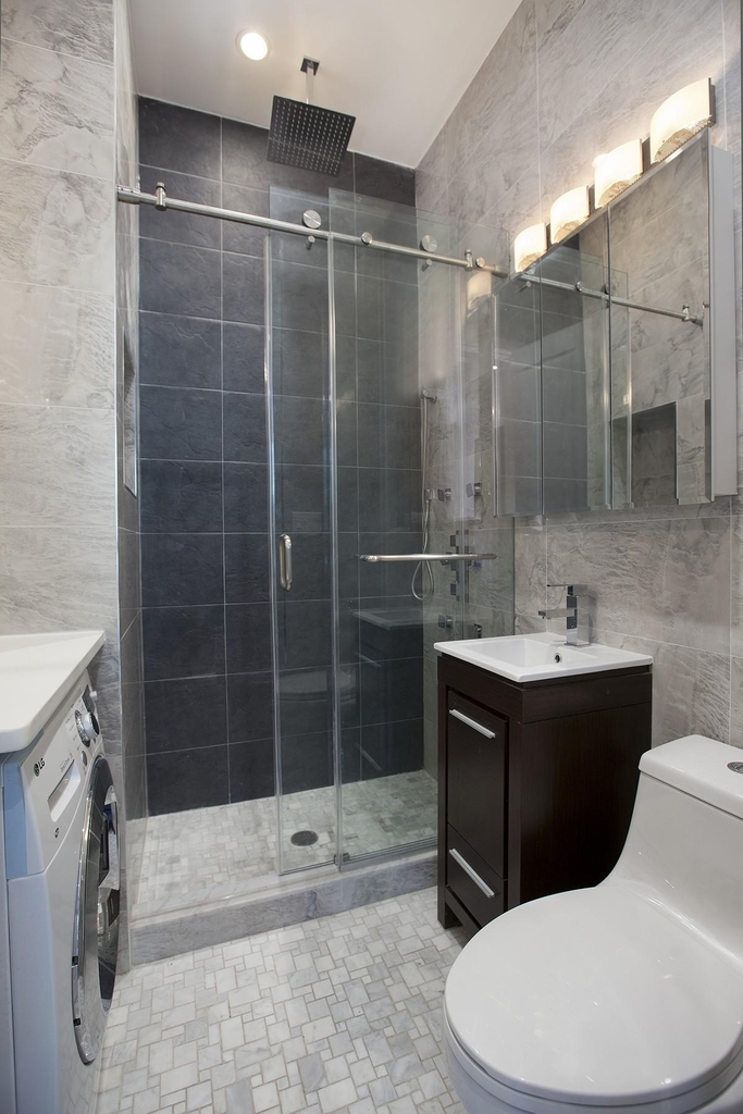 412 West 22nd Street - Photo 2