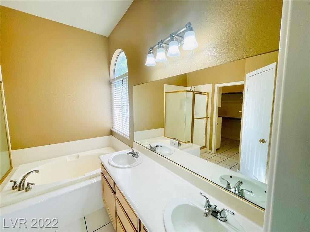 2277 Pine Forest Court - Photo 18