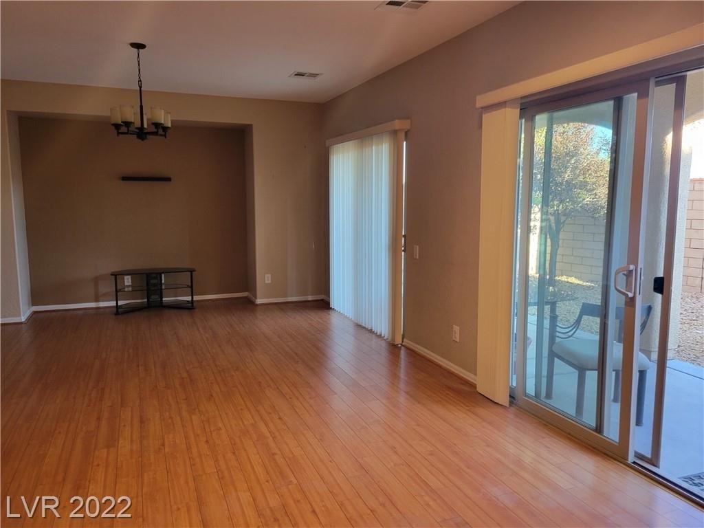 11821 Alava Avenue - Photo 19