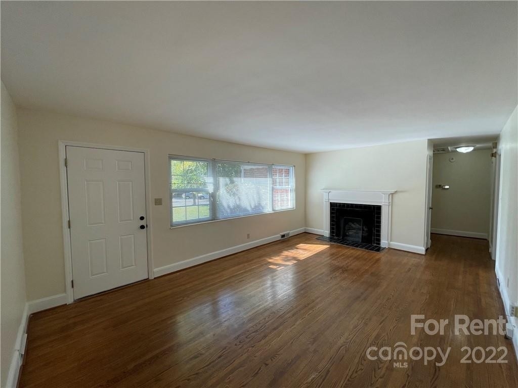 2127 Providence Road - Photo 2