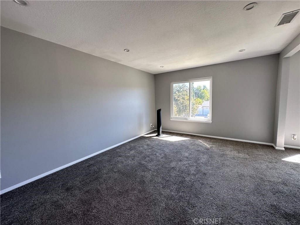 1261 Harold Avenue - Photo 15