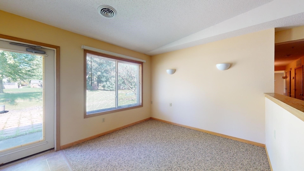 1204 Weston Avenue - Photo 23