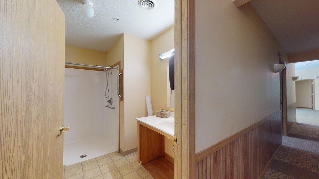 1204 Weston Avenue - Photo 32