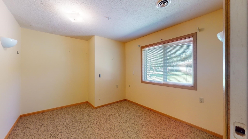 1204 Weston Avenue - Photo 21