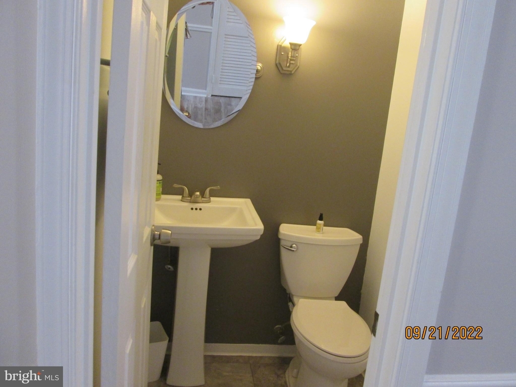 4518 Squiredale Square - Photo 7