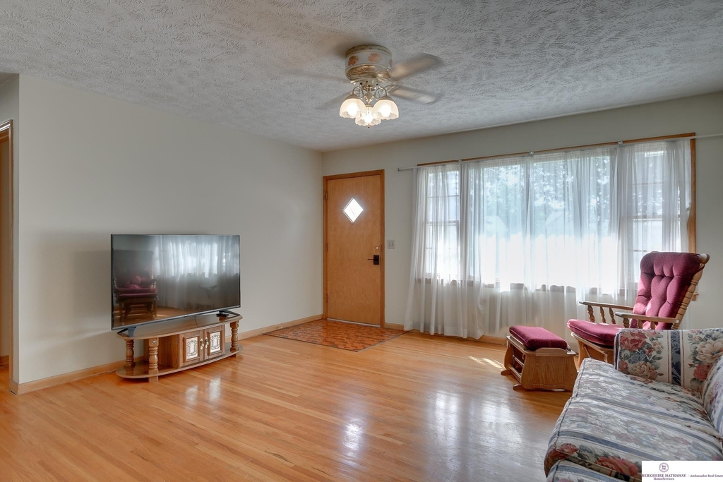 7924 Nina Street - Photo 1