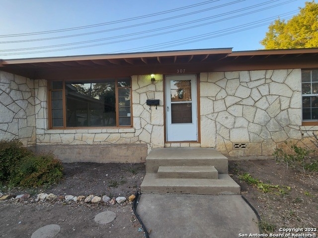 307 Latch Dr - Photo 22