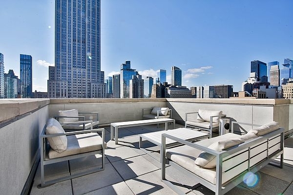 3 West 36th Street - Photo 8