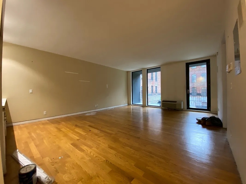 210 North 12th Street #2C - Photo 1