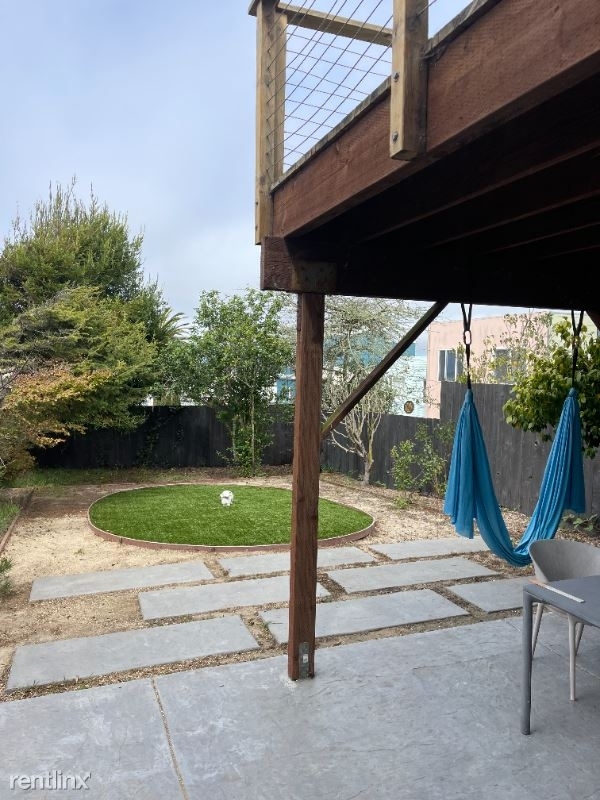 2422 Pacheco Street - Photo 3