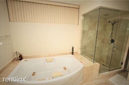 17555 Collins Ave Apt 2502 - Photo 4