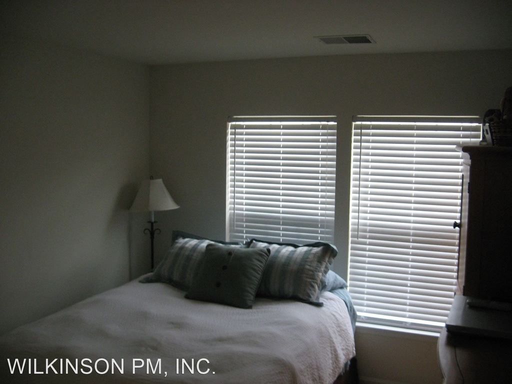 8570 Wyngate Manor Court - Photo 10