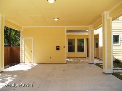 303 Zennia Street - Photo 20