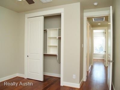 303 Zennia Street - Photo 12