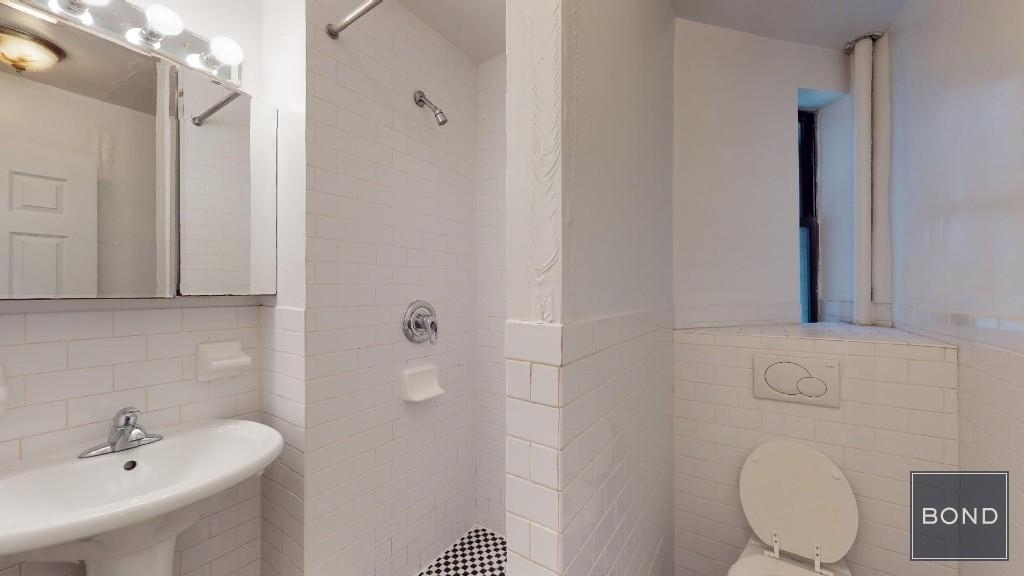 425 East 65 Street - Photo 5