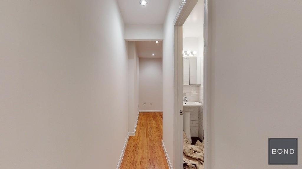 425 East 65 Street - Photo 4